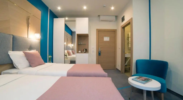 Двухместный номер Standard с балконом City Nest Modern & Cozy Suites