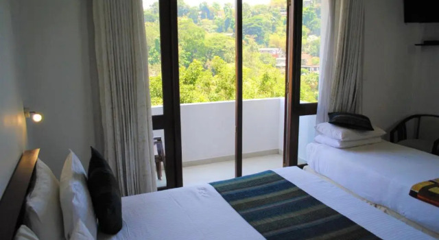 Номер Deluxe Hotel Yo Kandy