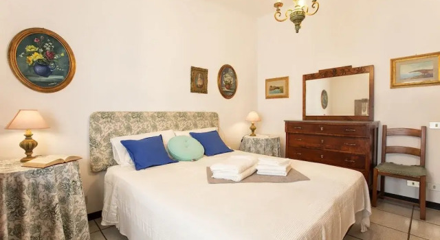 Alghero, Lighthouse Penthouse with sea view and beach front