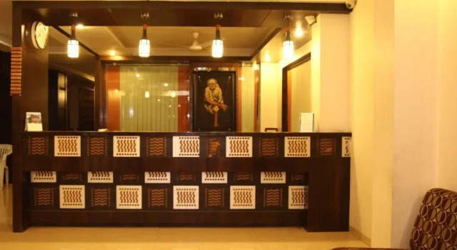 Hotel Sai Ramanand, Забронировать Отель Недорогие отели штата Махараштры, недорого