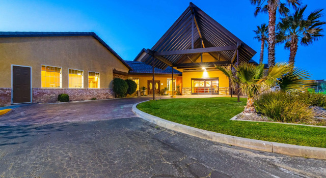 Mariah Country Inn & Suites, Rezerwuj Hotel Mojave Kalifornia
