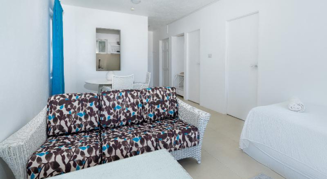 Апартаменты c 1 комнатой с балконом Ocean Spray Apartments