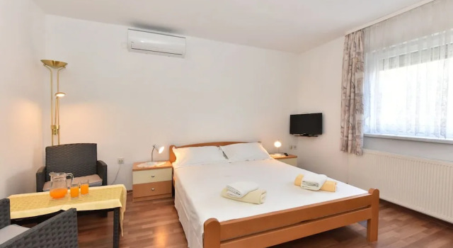 Traditional Apartment in Zadar with Garden, Забронировать Апартаменты/квартира Апартаменты Задар, Апартаменты/квартира