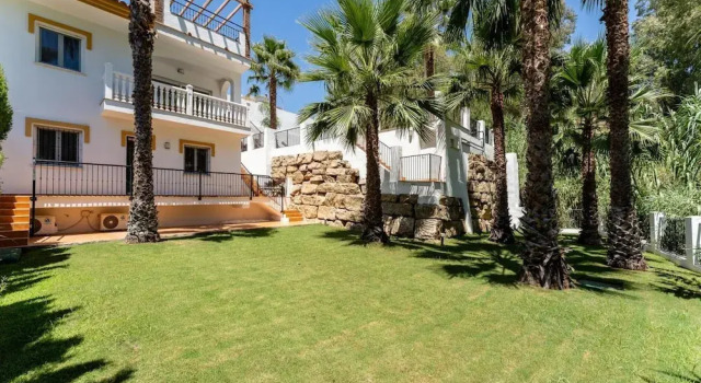 Faros Villa Horizonte near seabeach, Забронировать Вилла Коттеджи Бенальмадена, рядом с Playa de Arroyo Hondo, Коттедж