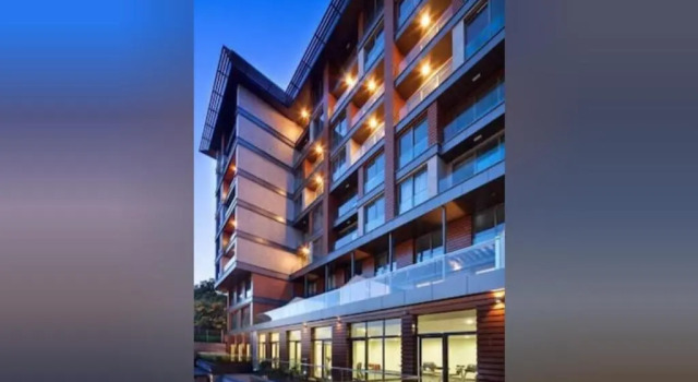 Dublex New Apartment On The Taksim Square, Boek Appartement Hotels in Beyoglu met parkeren, Parkeren