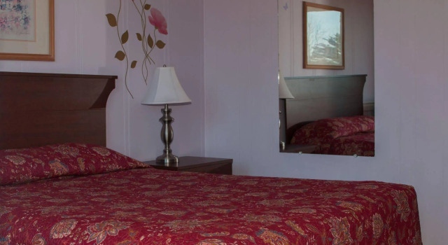 Motel Des Erables, Rezervovat Motel Coteau-du-Lac Suroit