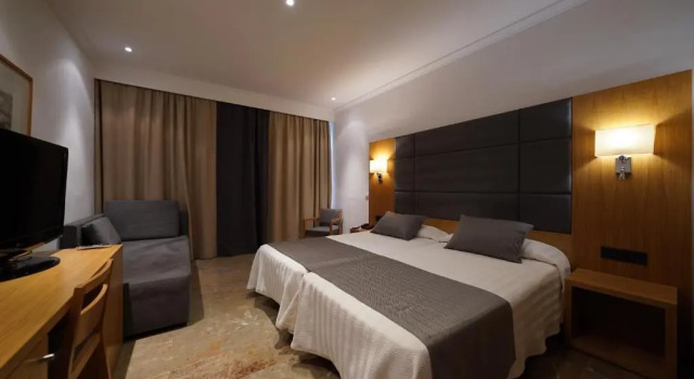 Трёхместный номер Hotel Artmadams