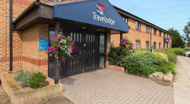 Travelodge Lincoln Thorpe on the Hill, Забронировать Отель Отели Англии 3 звезды, 3*