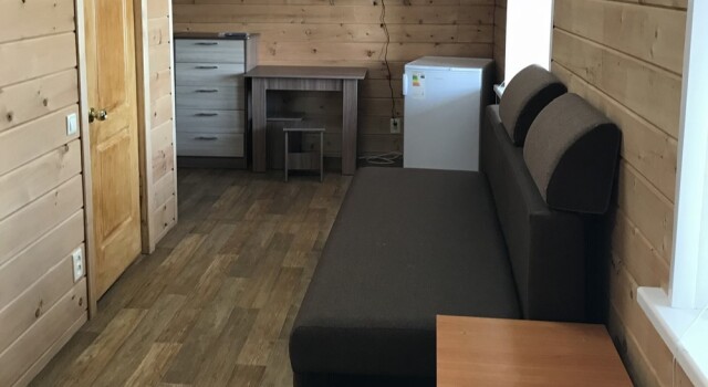 V gostjah u Skazki, Rezervovat Hotel Hotely v Shirinsky Rayon s parkováním, Parkování