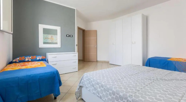 Casa Vacanza Aurora 6-8 posti letto, Rezervasyon Otel Racale otoparklı oteller, Otopark