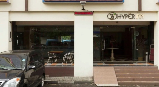 RedDoorz @ Paskal Hyper Square, Boek Hotel Bandung Wetan Bandung, in de buurt van King's Shopping Center