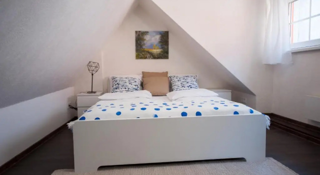 Vilnius Old Town, 3 BDR Penthouse, 100 m2 with Terrace, Забронировать Отель Старый город Вильнюс, рядом с Костел Святой Анны