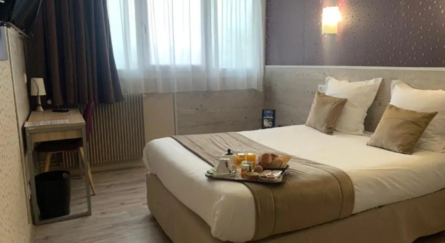 Двухместный номер Standard Contact Hôtel Foch