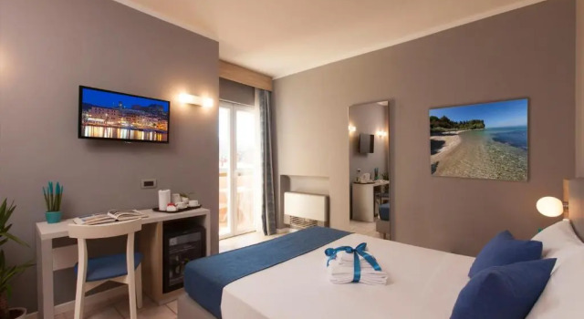 Двухместный номер Classic с балконом Bike&Boat Argentario Hotel