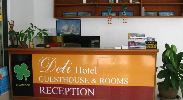 Shamrock Park Inn, Забронировать Отель Патонг-Бич остров Пхукет, рядом с Торговый центр Banana Walk