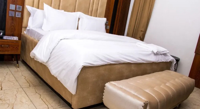 Номер Classic American Court Hotels