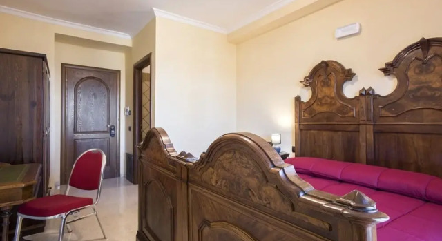 Номер Classic The Life Hotel