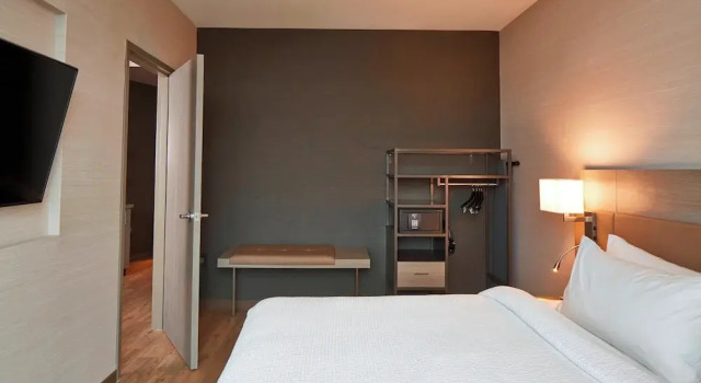 Люкс AC Hotel by Marriott Columbus Dublin