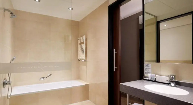 Номер Deluxe Van der Valk Hotel ARA
