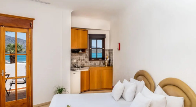 Полулюкс с видом на море Elounda Alikes Suites & Studios