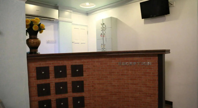 Tour Rest Inn, Забронировать Отель Отели Мале с парковкой, рядом с National Football Stadium, Парковка