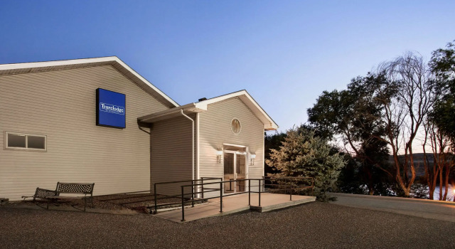 Travelodge by Wyndham Guernsey, Boek Hotel  