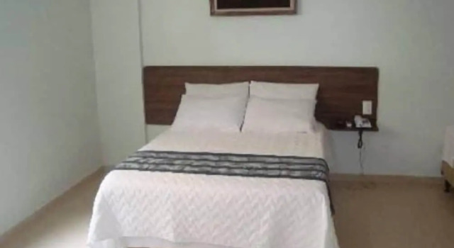 Номер Standard Senador Plaza Hotel