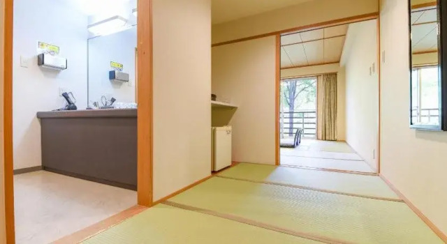 Higashiyama Onsen Maple Plaza, Rezervovat Hotel Shiso Hyogo