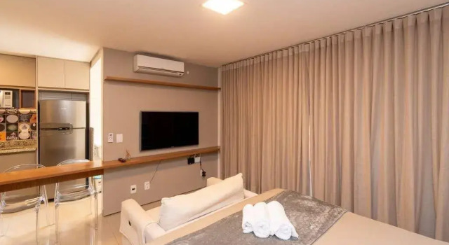Flat lindo com localização privilegiada - Vista para Piscina - Setor Bueno - TH1406