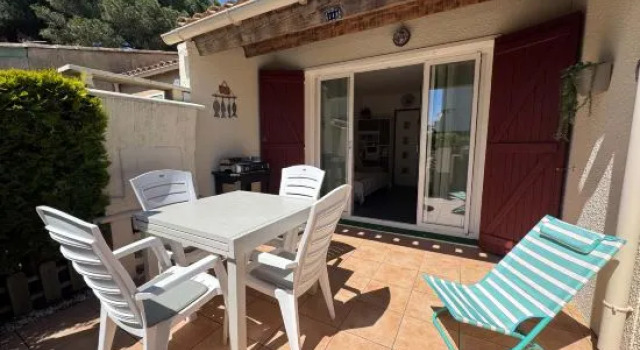 Mini Villa Almina 2/4 pers, Book Mini-hotel Moteller i Canal du Midi, Motel