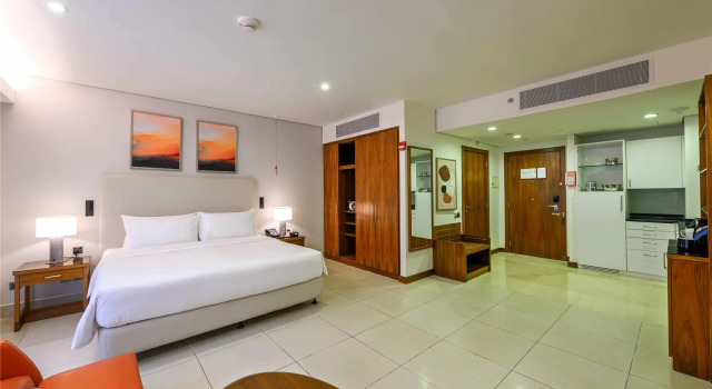 Двухместная студия для гостей с ограниченными возможностями DoubleTree by Hilton Jeddah - Alandalus Mall