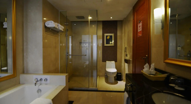 Номер Executive Nanhai Jiayi International Hotel