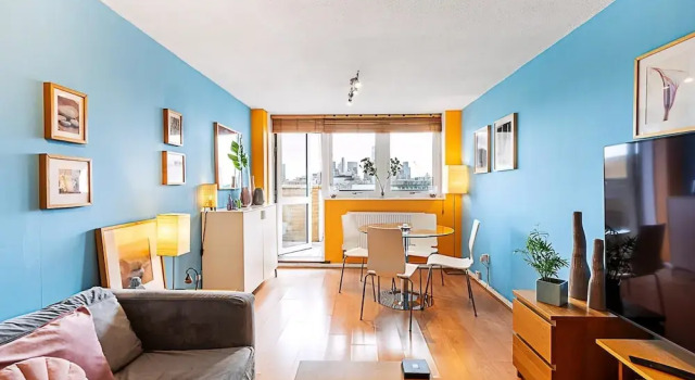 Chancery Lane Gem w/ Balcony and Lift, Забронировать Апартаменты/квартира Апартаменты Лондона, рядом с Холборнский виадук, Апартаменты/квартира