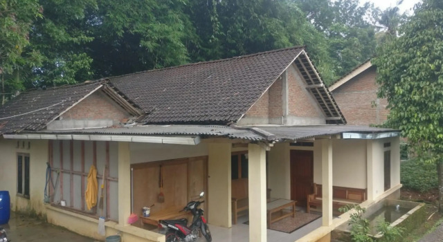 Ngatiyo Homestay, Prenota Hotel Muntuk Indonesia