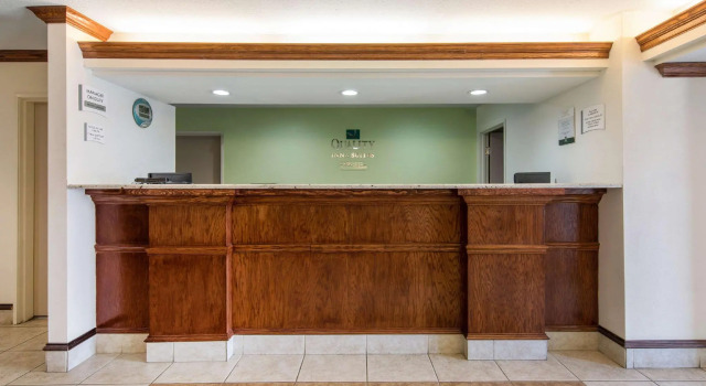Days Inn & Suites of Clayton, Varaa Hotelli Clayton New Mexico