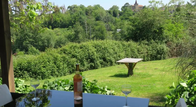 Коттедж Le Verger Gites Castelnau DAuzan