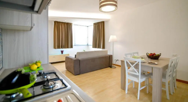 Апартаменты Deluxe Villa Laura Charme Apartments