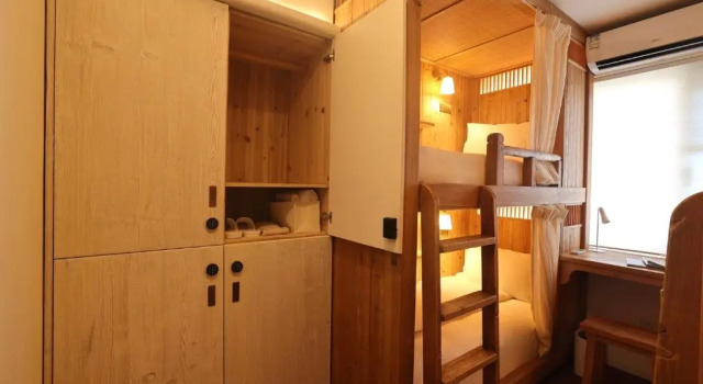 Кровать в общем номере Hantang Inn Hostel Xi'an