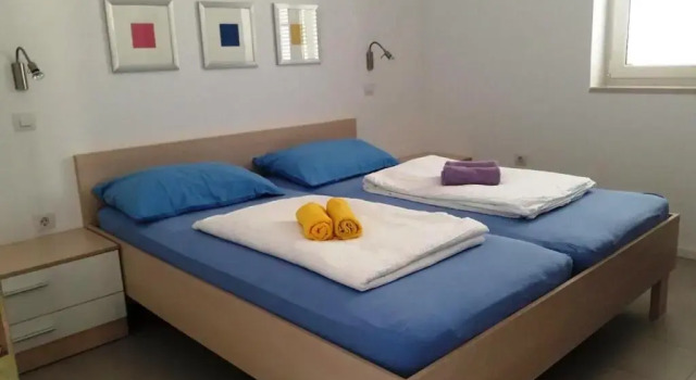 Apartments Preko