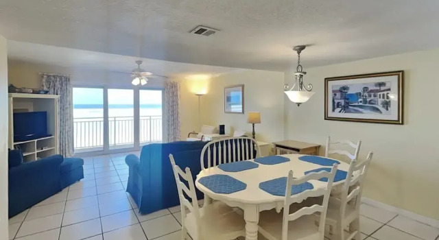 Trade Winds 31 by Distinctive Beach Rentals, Rezerwuj Apartament Hotele w Saint Augustine Area z parkingiem, Parking