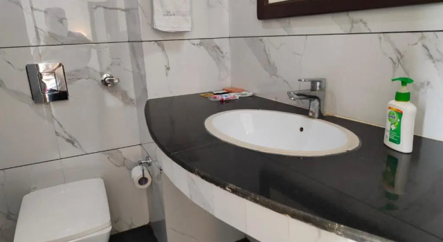 Двухместный номер Deluxe Hotel Guru Surbhi