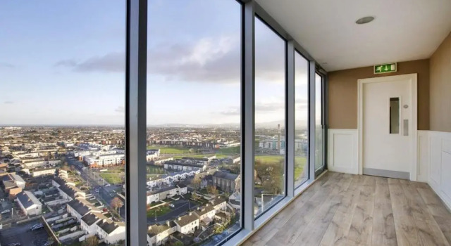 Metro Hotel Dublin Airport, Prenota Appartamento  