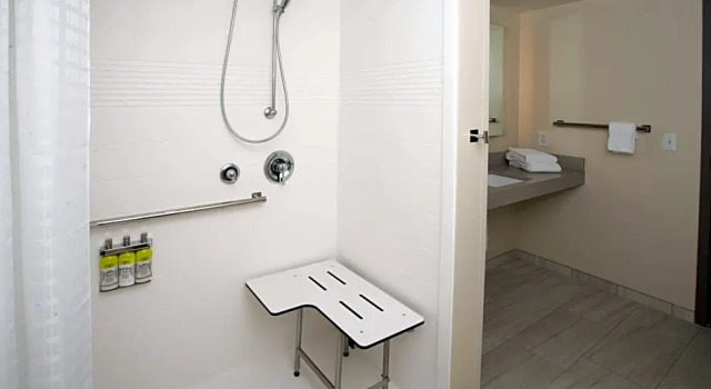 Двухместный номер Standard Candlewood Suites - Cleveland South - Independence by IHG