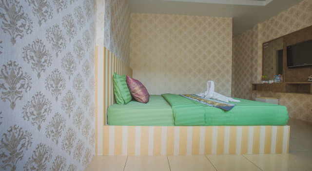 Jasmine House @ Pattaya, Забронировать Гостевой дом Отели Центральной Паттайя с парковкой, рядом с Музей Рипли, Парковка