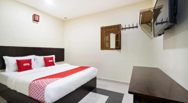 Номер Standard OYO 89960 Manjung Inn Hotel