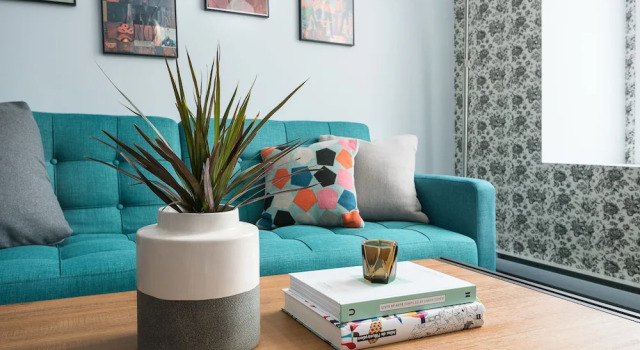 Playful 1BR in Festival Quarter, Забронировать Отель Монреаль провинция Квебек, рядом с Museum of Contemporary Art