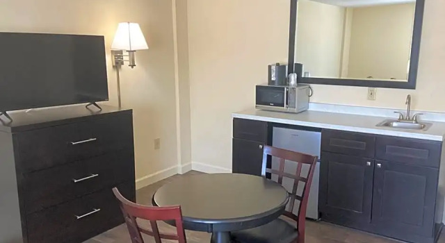 Двухместная студия University Inn Durham next to Duke University Medical Center