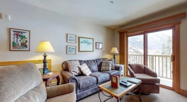 1 Bedroom Colorado Mountain Vacation Rental in River Run Village with Convenient Access to Ski Slopes