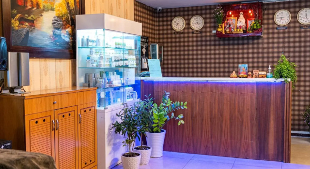 Aqua Long Son Hotel, Забронировать Отель Недорогие отели Района 11, недорого