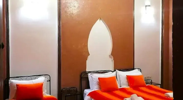 Номер Comfort с балконом и с видом на бассейн Riad Tazawa